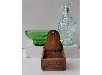 Vintage Housewares Lot Incl. Vetreria Etrusca Cruet, EO Brody Bowl & Wooden Toothpick Holder,