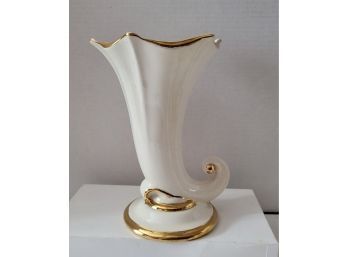 Vintage MCM Ceramic Cornucopia Vase Great Condition