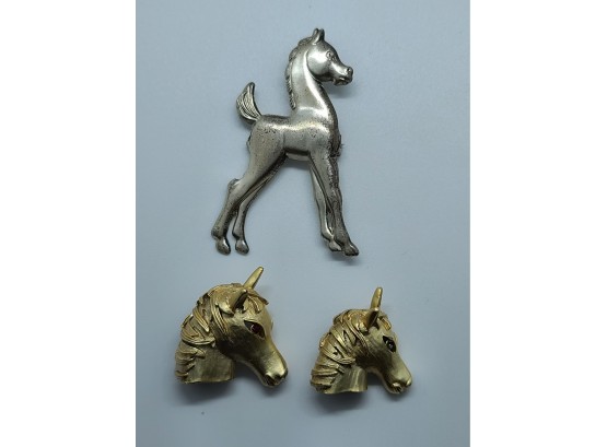 Horses! Vintage Brooch Pins