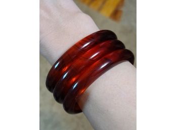 DROOLING! Gorgeous Vintage Rootbeer Lucite Bangles