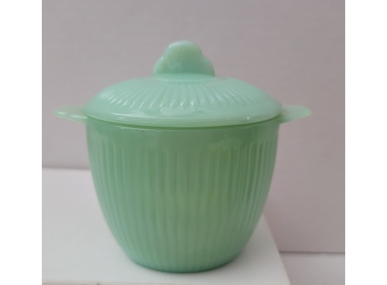 Love Jadeite! Vintage 50s Fire King Jane Ray Covered Sugar Bowl Excellent Condition 4.5H