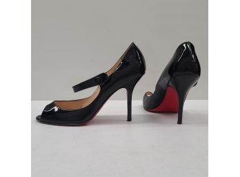 DEM RED SOLES Authentic Christian Louboutin Patent Heels