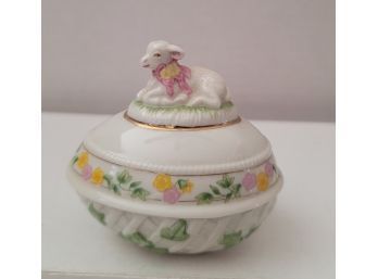 So Cute! Vintage 1995 Lenox The Lamb Easter Egg Trinket Box Excellent Condition