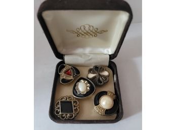 For Use Or Display Gorgeous Vintage/antique Metal Button Covers Excellent Condition