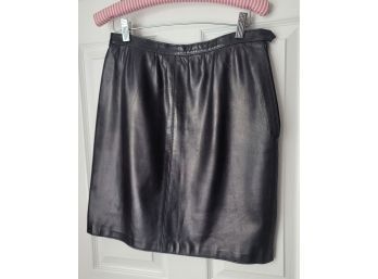 Oooh Me Love! Vintage 80s Authentic Saint Laurent Rive Gauche Leather Skirt Size 42 Excellent Condition