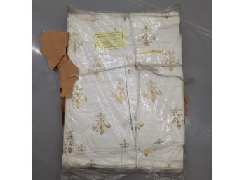 Vintage NOS Wardrobe Bag With Gold Fluer De Lis