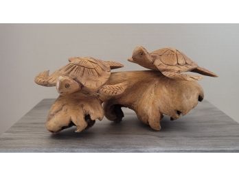 Unique Vintage Hand Carved Turtles Parasite Wood Sculpture Great Condition