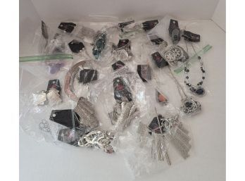 NWT Paparazzi Jewelry Lot Over 21 Sets Of Necklaces And Earrings!