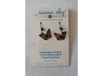 Vintage NOS Sienna Sky Hand Made Monarch Butterfly Earrings