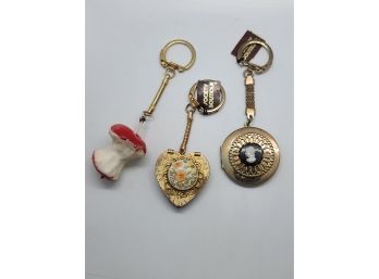 Vintage Keychains And Ooooh 2 Are Pill Boxes!