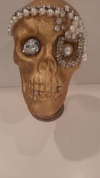 Diamonds Studded Skull