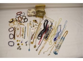 Vintage  Fashion And Costume Jewelry Collection