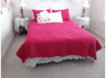 Full/Queen Size Bed Dressing