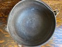 Cast Iron Cooking Pot With Stones 10'