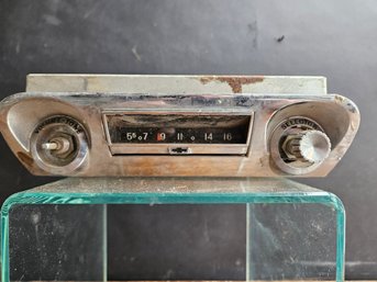 R9 - 1959 -60 Chevy  Car Radio