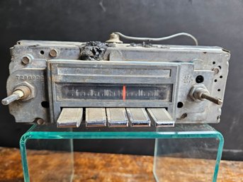 R11 - 1965 Pontiac Car Radio