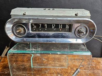 R27 - United Motors AC2746 Studebaker  Car Radio