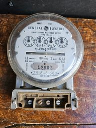 R57 - General Electric - Electric Meter - Untested