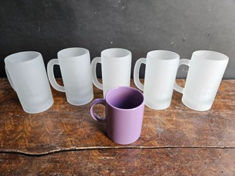 R65 - Frosted Beer Mugs And Coffee Cup 4' To 5.5' Tall And 4.5' Wide