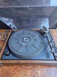 R72 - BIC 981 Belt Drive Turntable - Powers Up  - LOCAL PICKUP ONLY