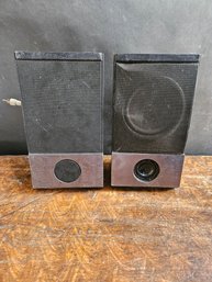 R78 -  Onn Speaker Pair - Working