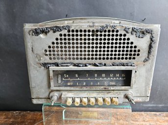 R147 - Mopar Model 803 Car Radio