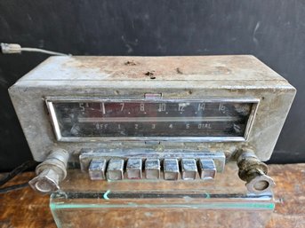 R201 - 1953 Plymouth Car Radio