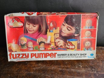 M14 - Kenner Fuzzy Pumper Barber & Beauty Shop - Complete - Play-doh Is Hardened