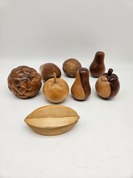 M17 -  Carved Wood Fruit Pieces - 2.5' To 4'