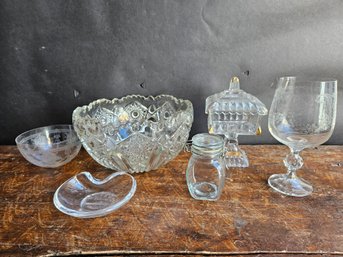 M190 Miscellaneous Glassware Lot, Bowls, Candy Glass & Jar - 1'to6' Tall 2'to8.5' Wide - LOCAL PICKUP ONLY