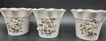 M200 - Lefton China Pots - Some Missing Pedals/chipped Flowers - 5'x4' - LOCAL PICKUP ONLY