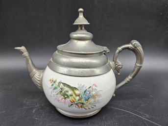 M204 - Granite Ware Teapot - 9'x7' - As Found