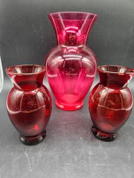 M292 - Red Vases Two Small One Large 10.75'x6' & 6.5'x3.5' - LOCAL PICKUP ONLY