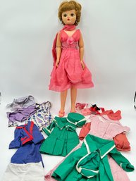 T25 1962 Deluxe Reading 21' Candy Fashion Doll And Clothes