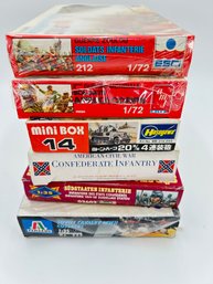T114 Vintage Boxed Models And Soldier Kits