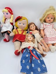 T118 Vintage Cloth And Composition Dolls