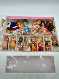 T143 1970's Little Kiddle And Like Dolls With Case
