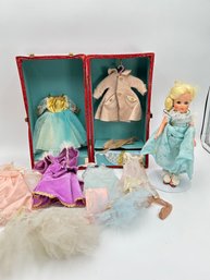 T6 1957-60 Uneeda Tiny Teen Suzette Doll Case And Clothes