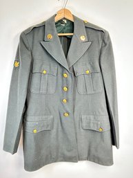 V329 1940's US Army Uniform 39R Jacket, 34x34 Pants