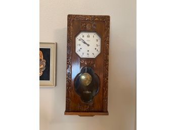 Vintage Vedette Wall Clock  Works Great!!