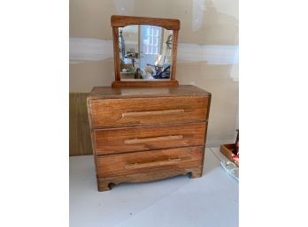 Child's Vintage Dresser With Mirror 2'