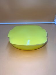 7 3/4 Inch Pyrex Bowl With Lid