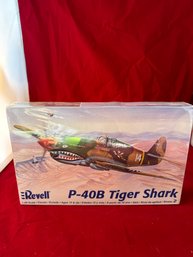 Revell P-40B Tiger Shark 1:48 Scale Model