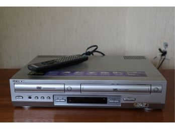 SONY SLV-D300P DVD/VCR Combo