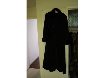Black Dress Coat With Fur Trim