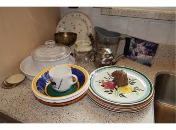 Misc Kitchen Items - Plates, Bakeware