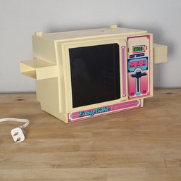 Vintage Easy Bake Oven From The 1980s