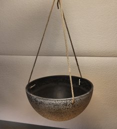 Fiber Clay Round Hanging Planter, Spackled Gray