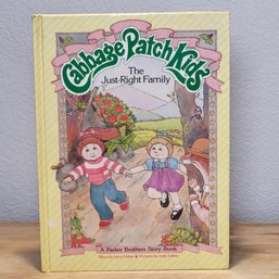 Vintage 1984 Cabbage Patch Doll Kids Book - The Just Right Family
