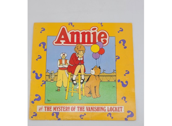 Annie And The Mystery Of The Vanishing Locket